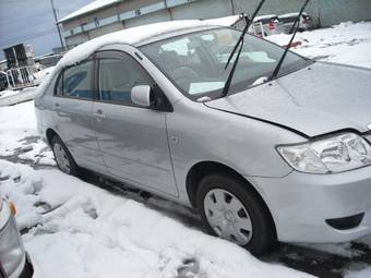 2004 Toyota Corolla Photos