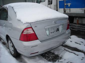 2004 Toyota Corolla Pictures