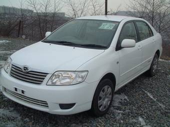 2004 Toyota Corolla Images