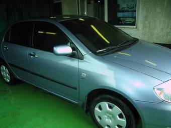 2004 Toyota Corolla Photos