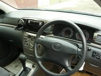 2004 Toyota Corolla Images