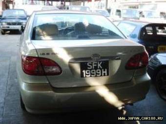 2004 Toyota Corolla Pictures