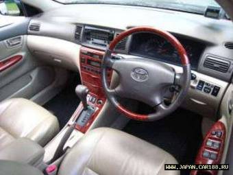 2004 Toyota Corolla Pics