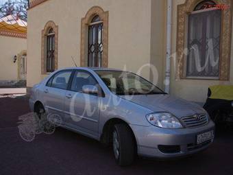 2004 Toyota Corolla Pictures