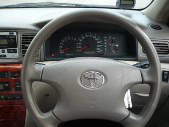 2004 Toyota Corolla Pictures