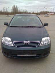 2004 Toyota Corolla Photos