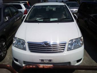 2004 Toyota Corolla Photos