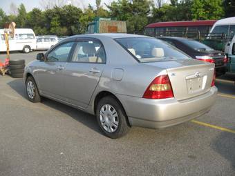 2004 Toyota Corolla Pictures