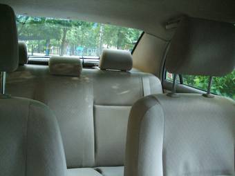 2004 Toyota Corolla Pictures