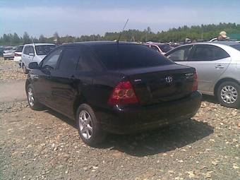 2004 Toyota Corolla Pictures