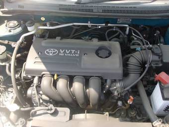 2004 Toyota Corolla Images