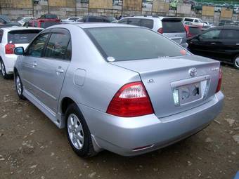 2004 Toyota Corolla Photos