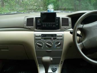 2004 Toyota Corolla Photos