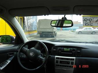 2004 Toyota Corolla Photos