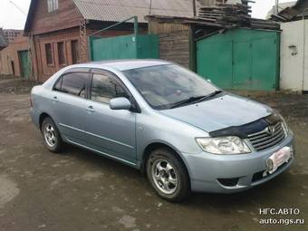 2004 Toyota Corolla Photos