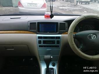 2004 Toyota Corolla Photos