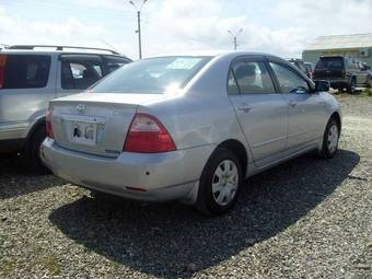 2004 Toyota Corolla Pictures
