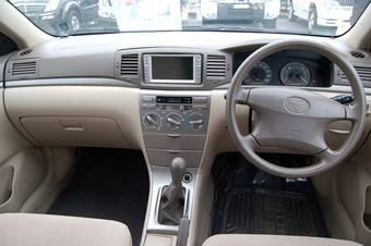 2004 Toyota Corolla Pictures