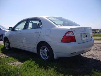 2004 Toyota Corolla Photos