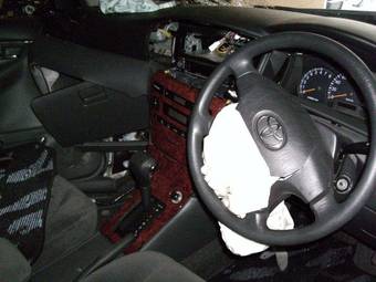 2004 Toyota Corolla Pictures