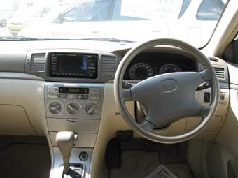 2004 Toyota Corolla Photos