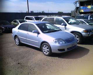 2004 Toyota Corolla Pictures