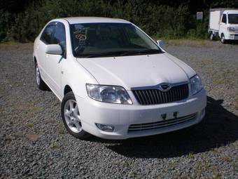 2004 Toyota Corolla Photos