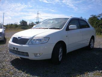 2004 Toyota Corolla Photos