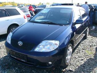 2004 Toyota Corolla Photos