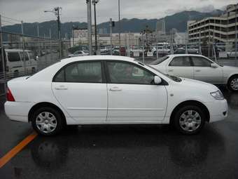 2005 Toyota Corolla Photos