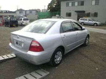 2005 Toyota Corolla Pics