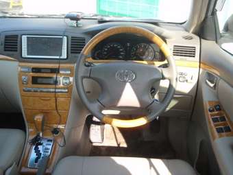 2005 Toyota Corolla Photos