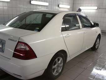 2005 Toyota Corolla Photos