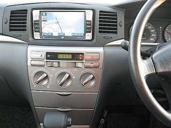 2005 Toyota Corolla Pictures