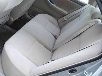 2005 Toyota Corolla Pictures
