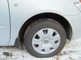 2005 Toyota Corolla Pics