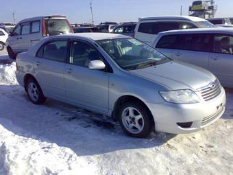 2005 Toyota Corolla Images