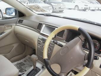 2005 Toyota Corolla Images