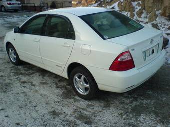 2005 Toyota Corolla Photos