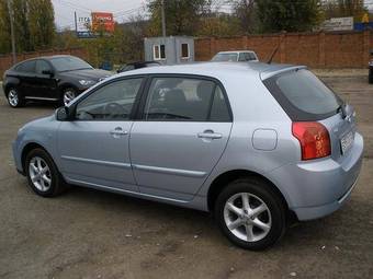 2005 Toyota Corolla Photos