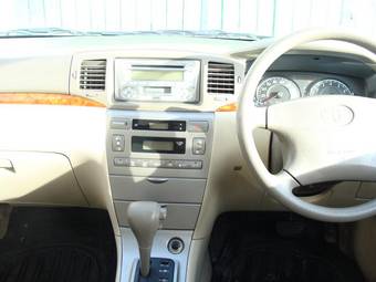 2005 Toyota Corolla Pictures