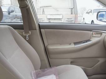 2005 Toyota Corolla Pictures