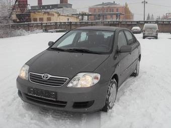 2005 Toyota Corolla Photos