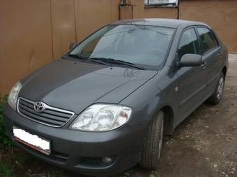 2005 Toyota Corolla Photos