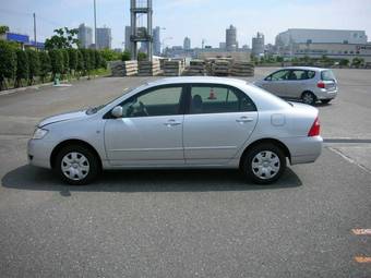 2005 Toyota Corolla Pictures