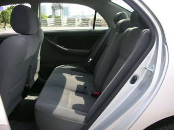 2005 Toyota Corolla Pictures