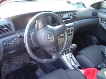 2005 Toyota Corolla Pics