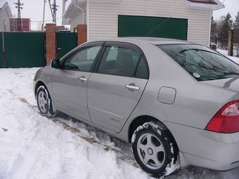 2005 Toyota Corolla Photos