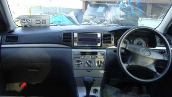 2005 Toyota Corolla Photos