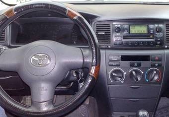 2005 Toyota Corolla Images